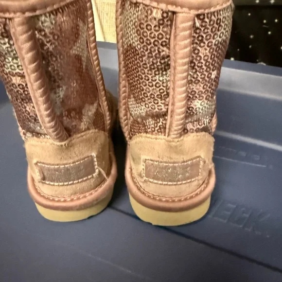 Ugg Toddler Glitter Stars Pink Girls Size 8 Boots Good Condition - Picture 3 of 7